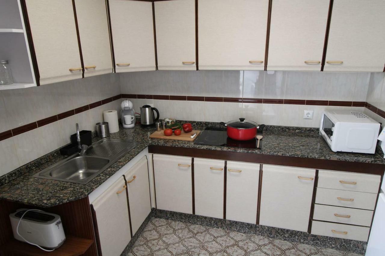 Big apartment with unique patio near Santa Barbara Castle Alicante Extérieur photo