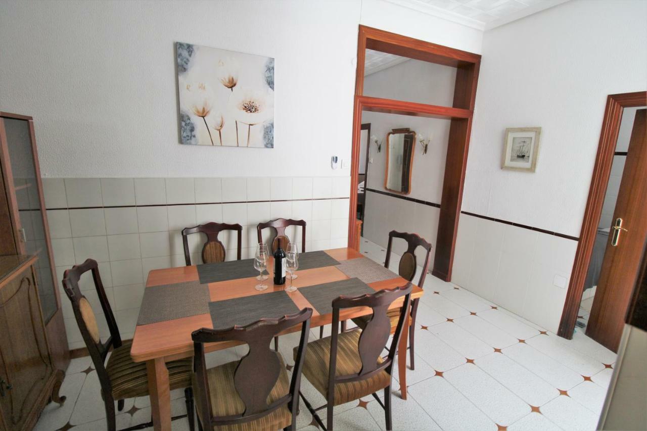 Big apartment with unique patio near Santa Barbara Castle Alicante Extérieur photo