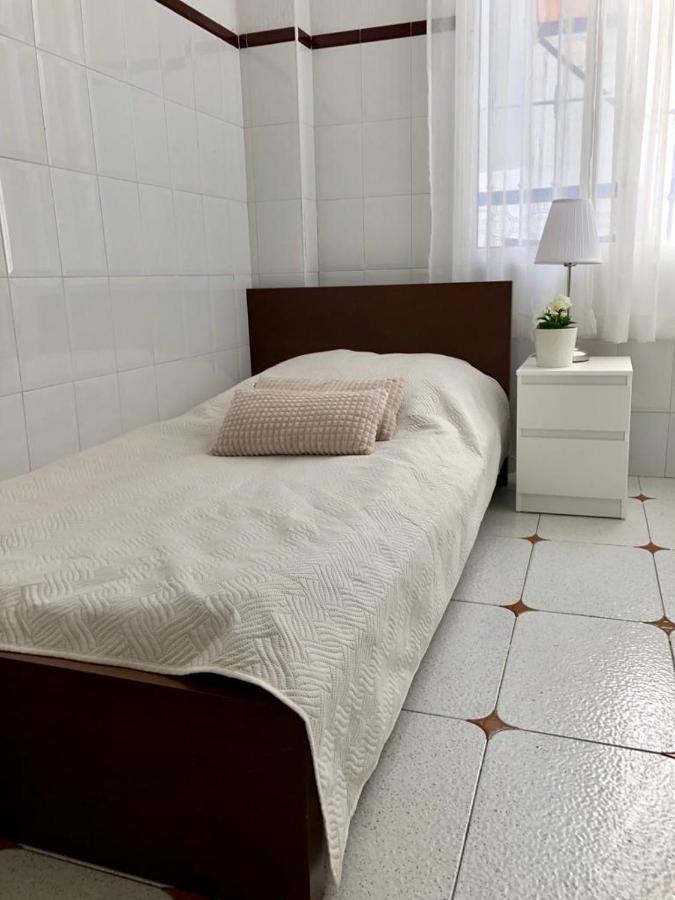 Big apartment with unique patio near Santa Barbara Castle Alicante Extérieur photo