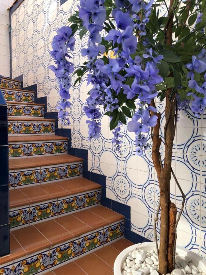 Big apartment with unique patio near Santa Barbara Castle Alicante Extérieur photo